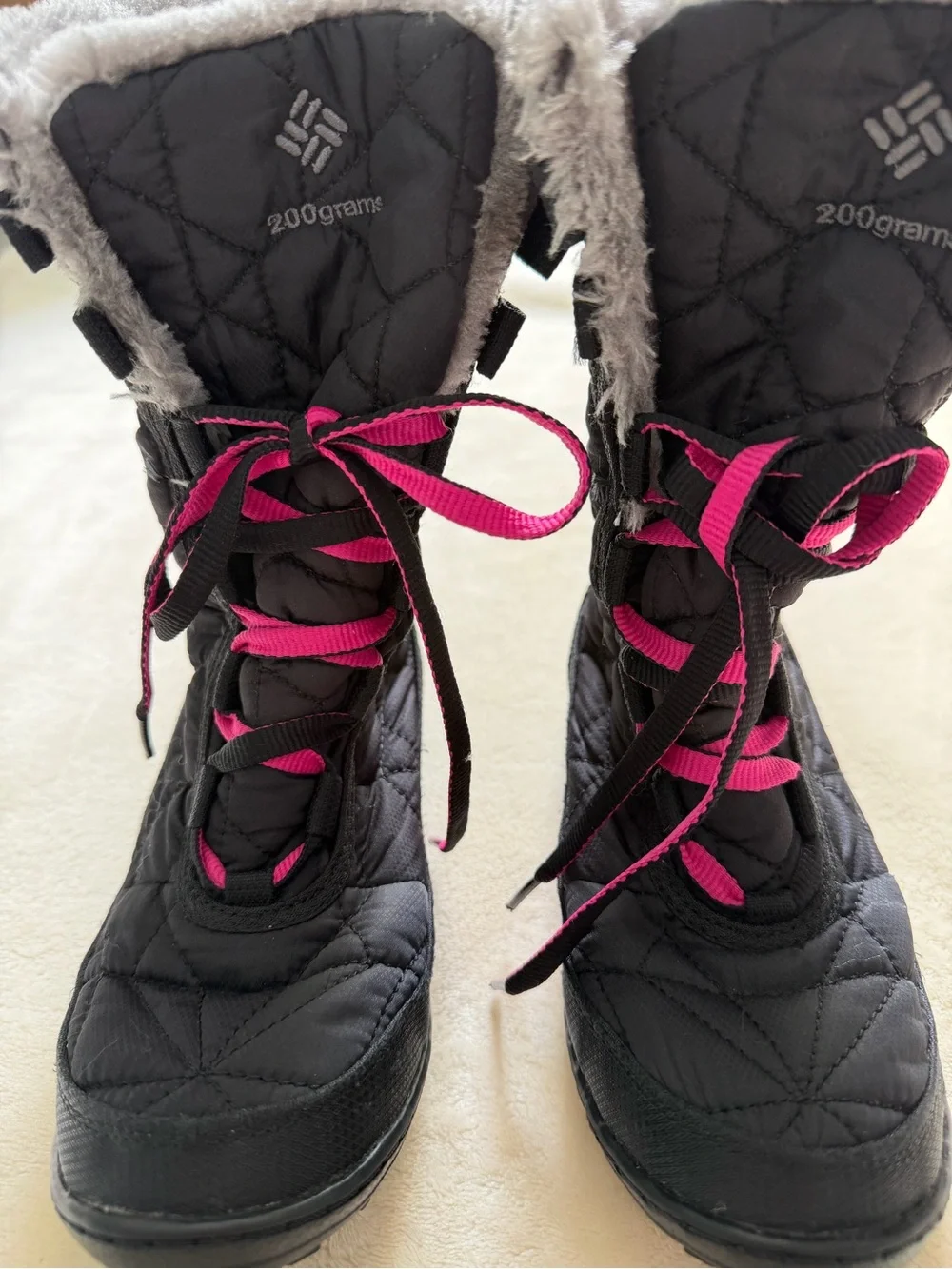 Columbia Winter Snow Boots Waterproof Minx Size 2 Black Mid Calf 200 Grams